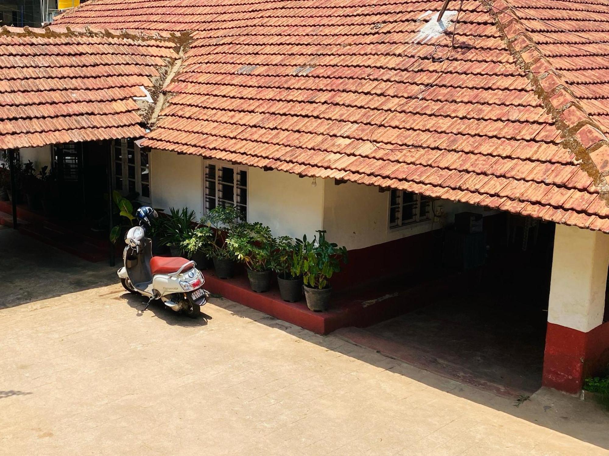 Coorg Daffodil Guesthouse Мадикери Екстериор снимка
